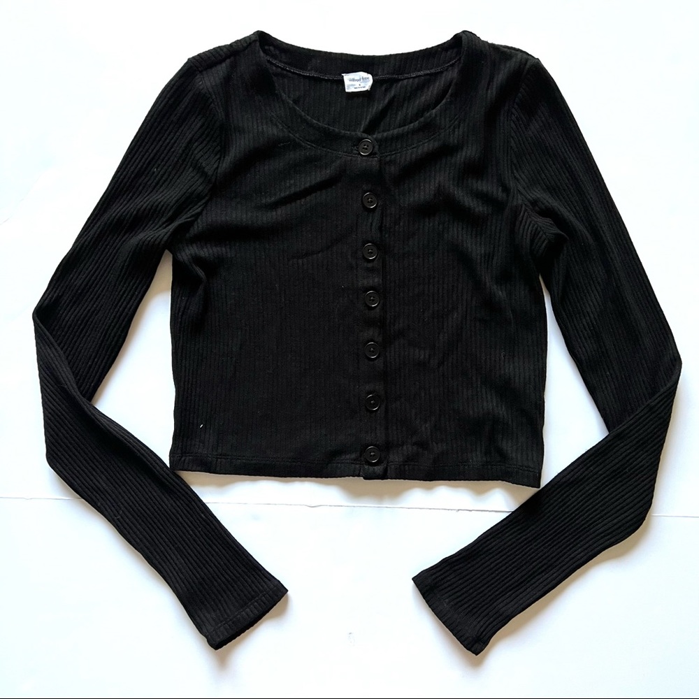 ARITZIA's Wilfred Free Cropped Ribbed Lightweight Cardigan